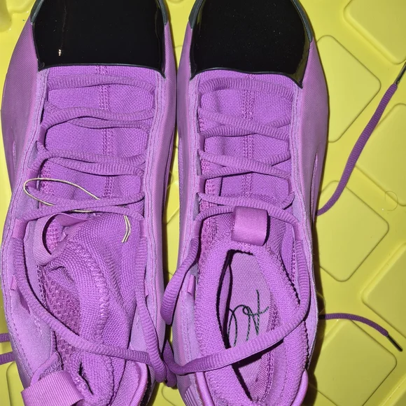 Men's Athletic Shoes - Pink - Picture 3 of 6